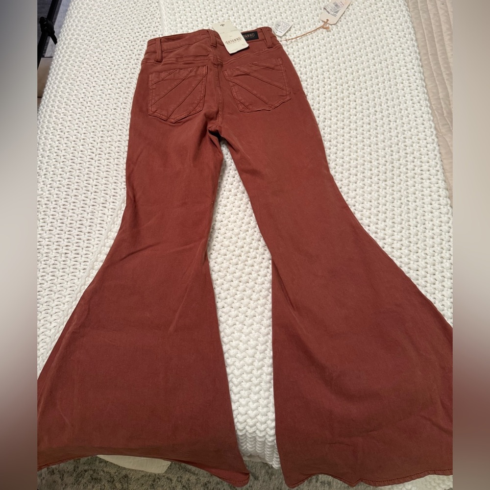 Shyanne Rust Flare Jeans